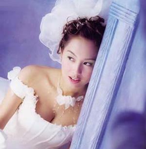 y111111国产精品久久久 使用y111111国产精品久久久后海报