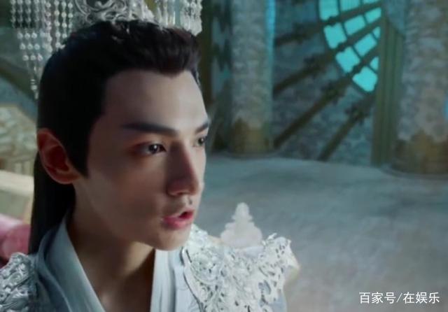 mt蜜桃视频 未被完全平滑和过滤的蜜桃